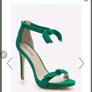 Meet your Posher, Trice